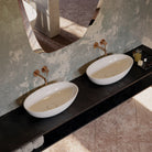 SHELL M+ Aufsatzwaschtisch aus Mineralguss mit integriertem Pop-up-Verschluss – elegante Linienführung